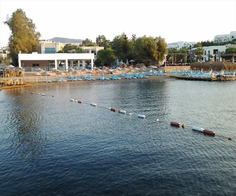 Breeze Beach Hotel By Prestij Gumbet Turkey