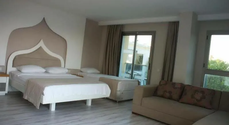 Breeze Beach Hotel By Prestij Gumbet